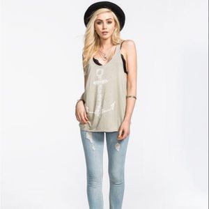 Anchor of flowers loose muscle tank